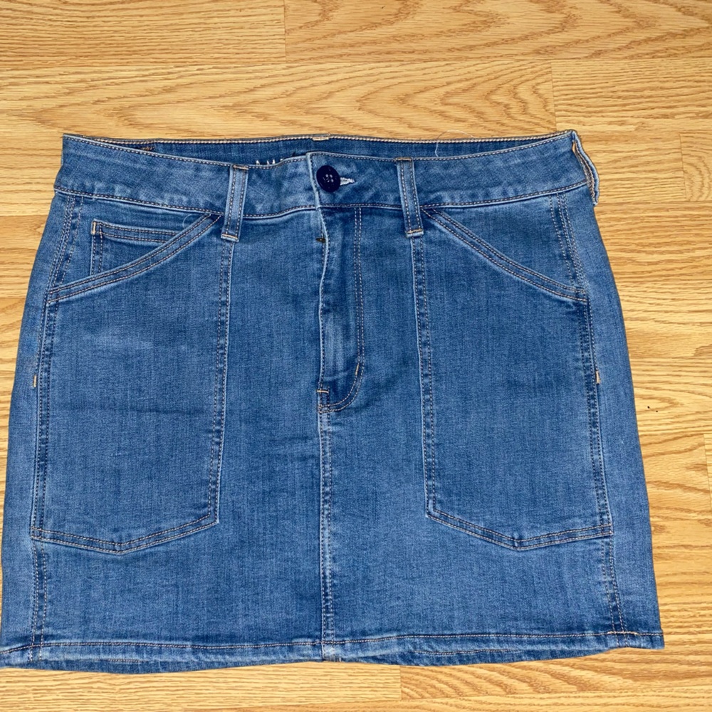 American eagle skirt